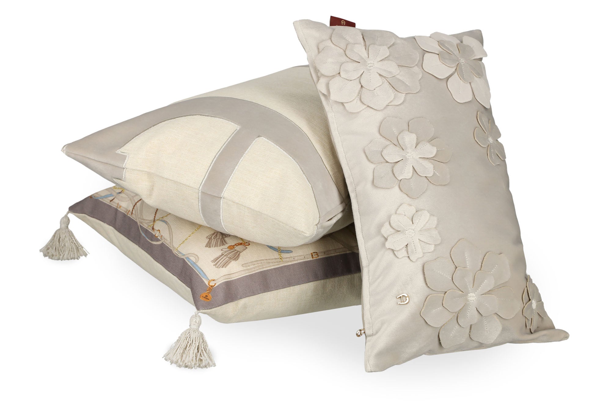 AIGNER Samt Zierkissenhülle 30x50 cm – Blumen Applikation, Dekokissen Beige/Rosa
