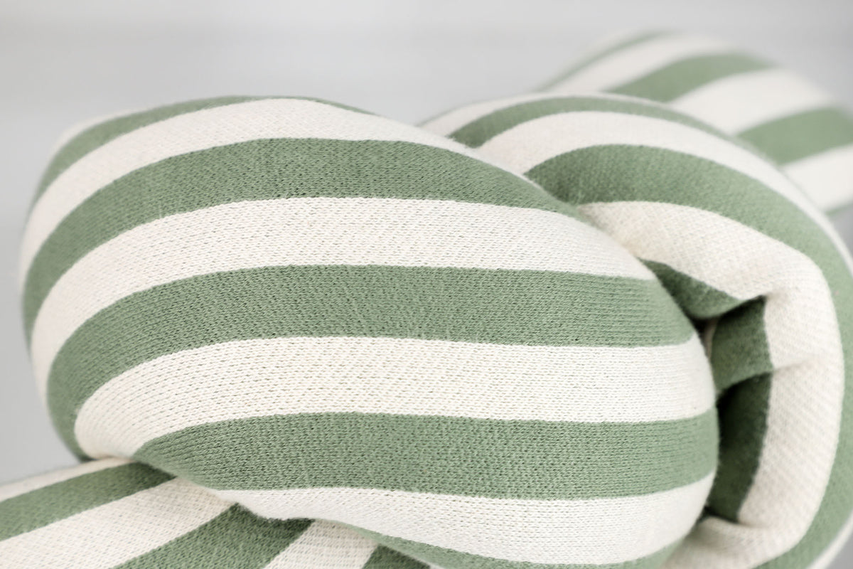Schöner Wohnen Knotenkissen – Strickkissen im modernen Design – Stilvoller Blickfang für Sofa & Bett