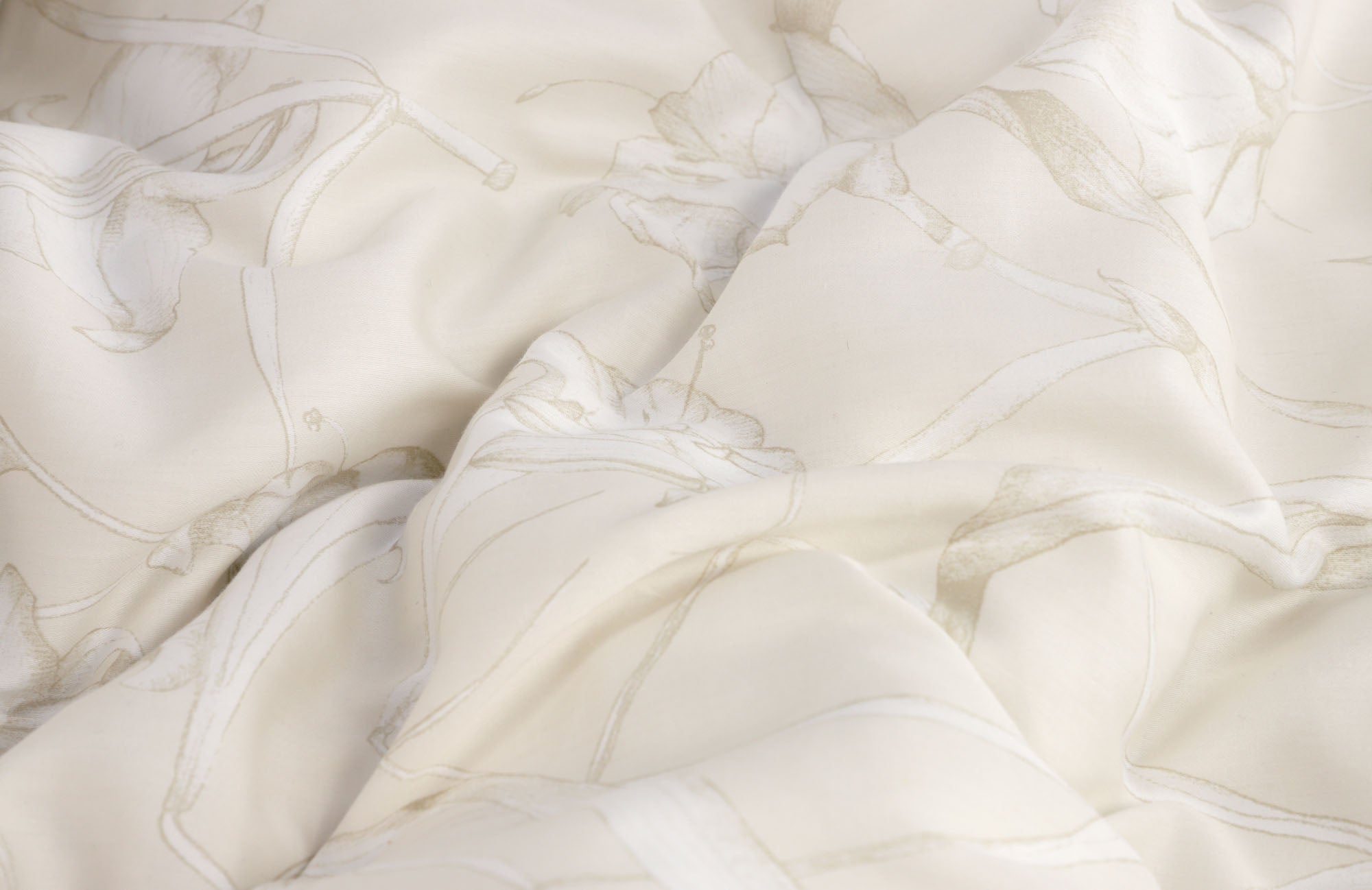 Schöner Wohnen Satin Bettwäsche aus 100% nachhaltiger Baumwolle – mit floralen & grafischen Designs