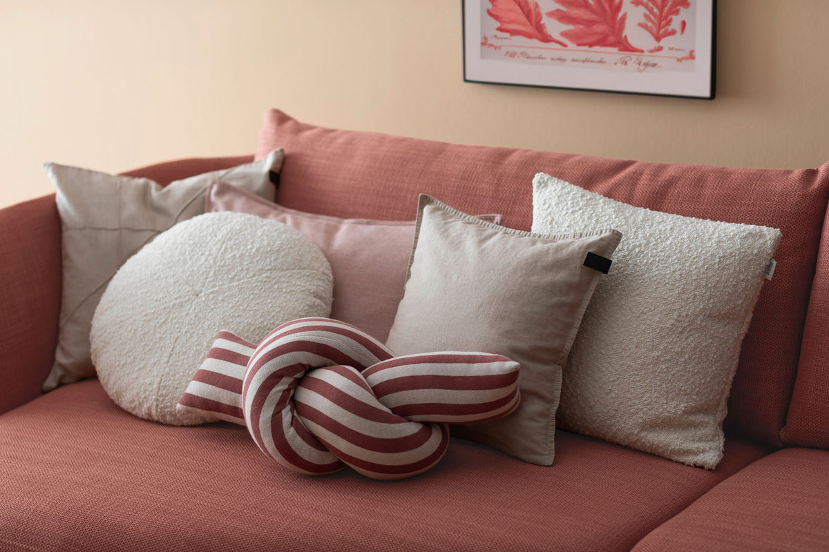 Schöner Wohnen Knotenkissen –  Strickkissen im modernen Design – Stilvoller Blickfang für Sofa & Bett