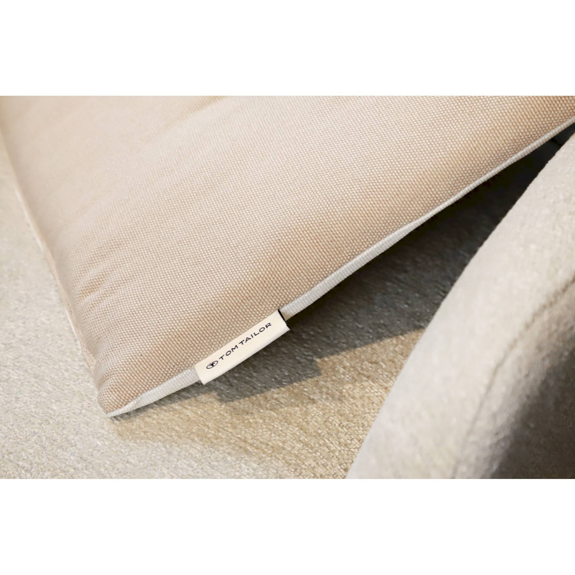 TT-SK-DoveChairpad