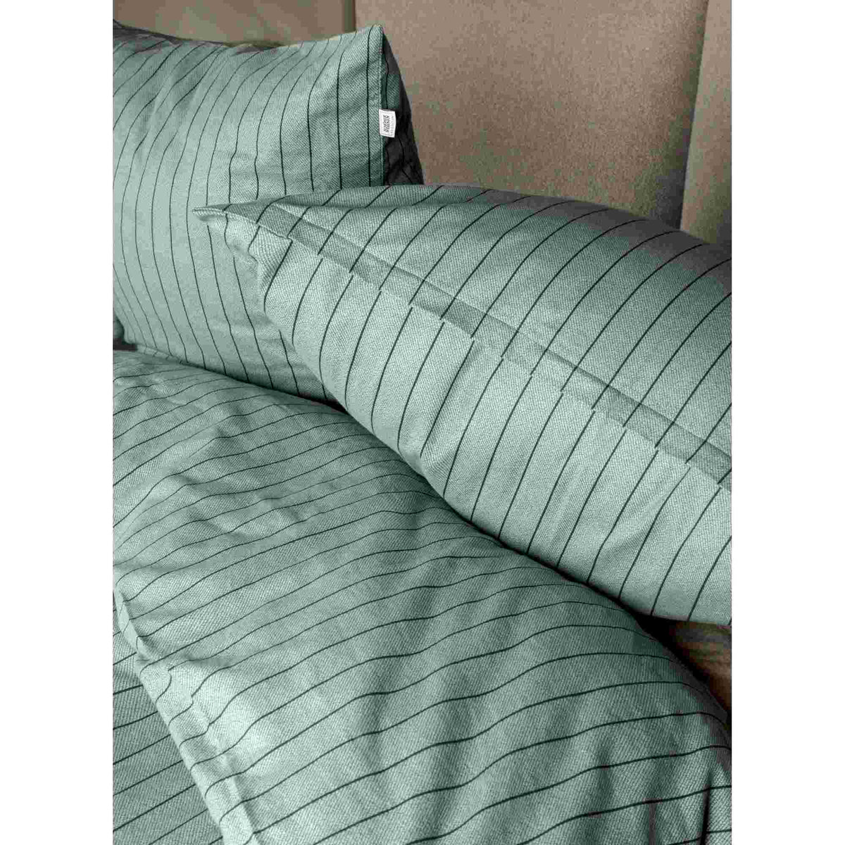 SW-BW-Soft Stripe