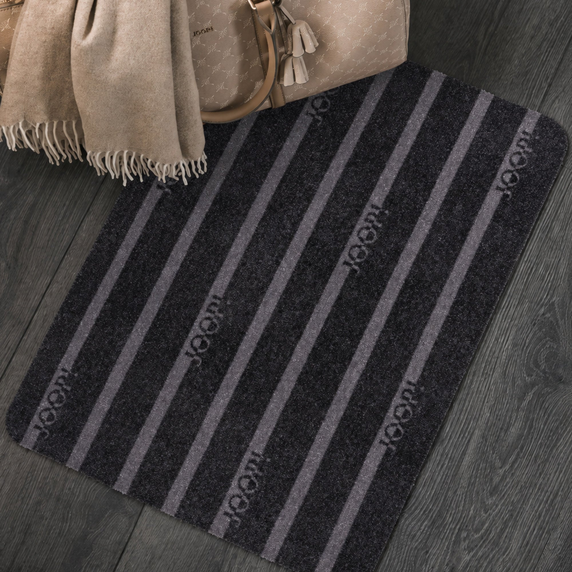 JOOP! Fußmatte WELCOME MATS Logo Stripes - robust & komfortabel