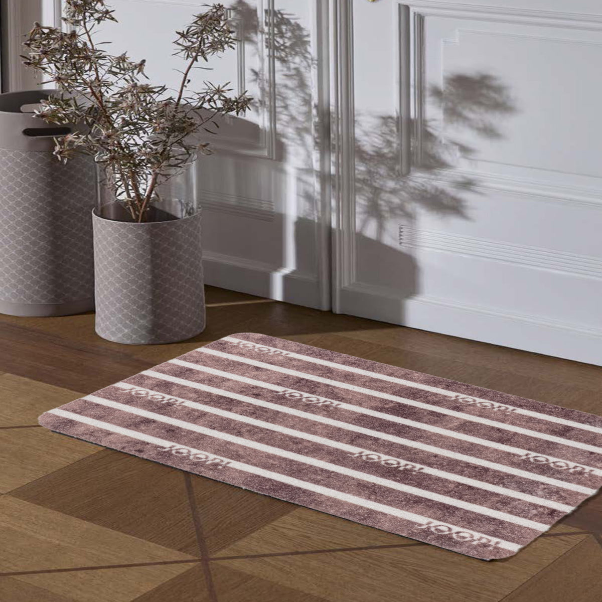JOOP! Fußmatte WELCOME MATS Logo Stripes - robust & komfortabel