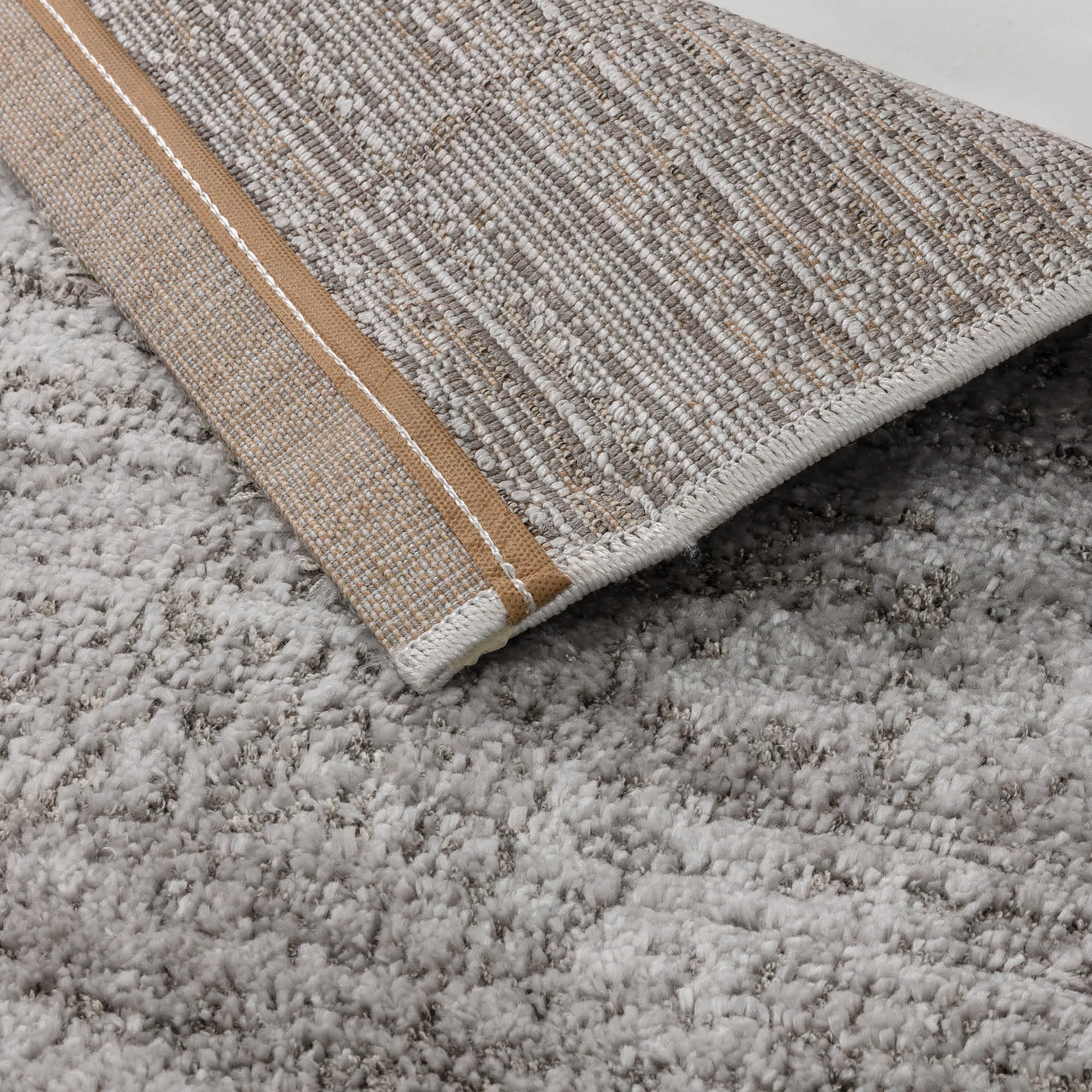 Teppich MAGLIE – eleganter Kurzflor