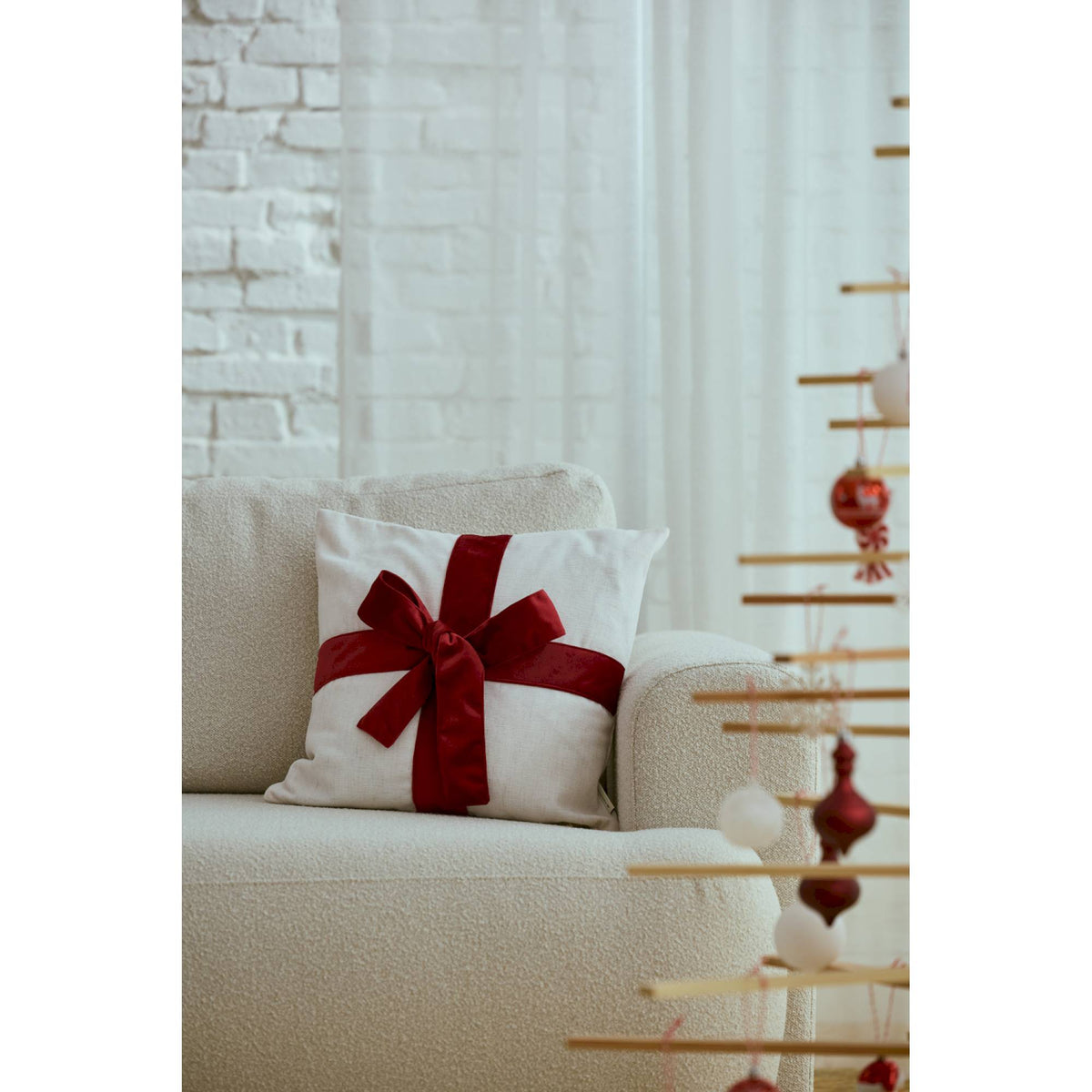 TOM TAILOR Weihnachtskissenhüllen – festlich, weich & stilvoll aus Chenille, Velvet & Strick in verschiedenen Größen