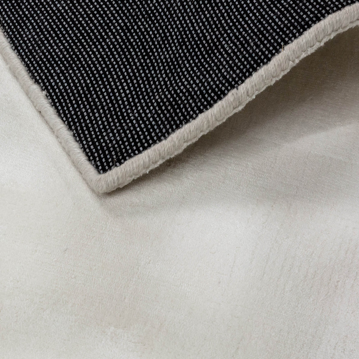 JOOP! Teppich CIRCLES - handgewebt & seidig weich